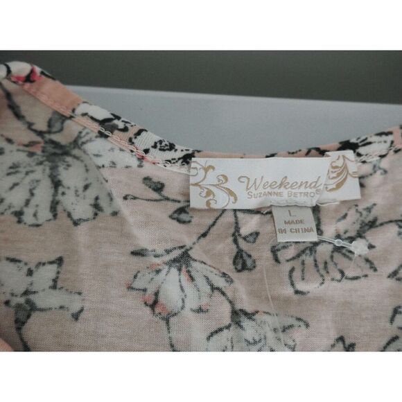 Suzanne Betro Women's Pink & White Floral V-neck Button-front Empire Waist Tunic - Picture 8 of 9